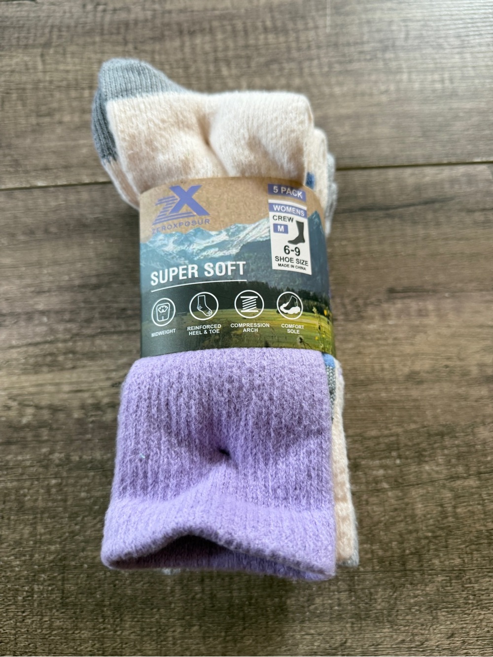 ZeroXposur Women's Medium Super Soft Midweight Thermal Crew socks- NWT